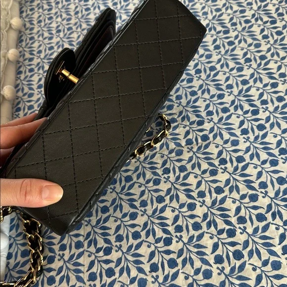 Black Quilted Leather Shoulder Bag with Gold Hardware - Picture 3 of 4